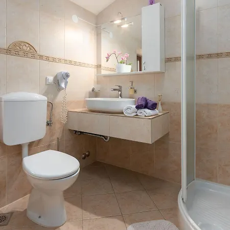 Faszinierende Mit 4 Bikes, Privatpool, Panoramablick, Bbq-bereich, Waschmaschine Semesterbostad *