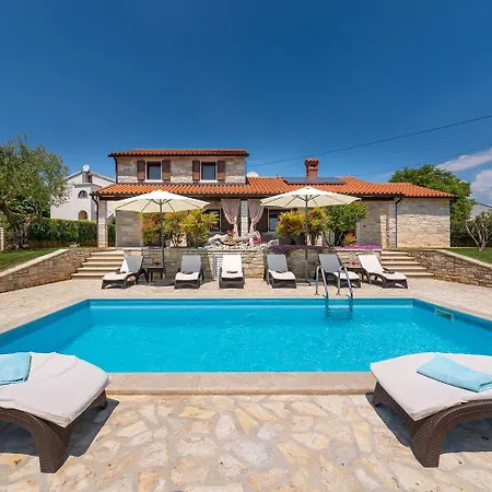 Casa de Férias Faszinierende Mit 4 Bikes, Privatpool, Panoramablick, Bbq-bereich, Waschmaschine